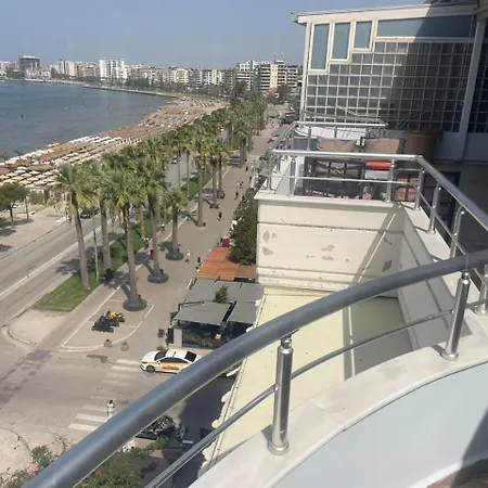 Appartement Panoramik Me Pamje Na Deti Lungomare *