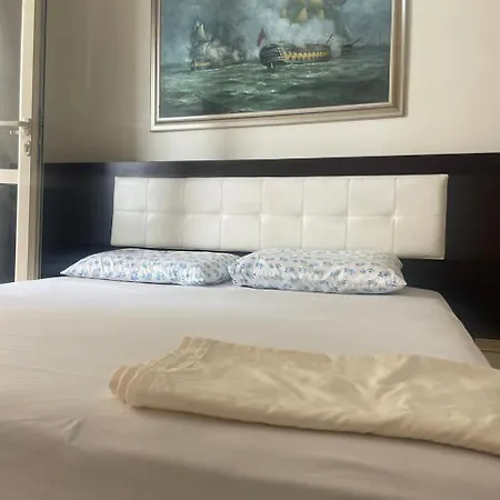 Panoramik Me Pamje Na Deti Lungomare Appartement Vlorë