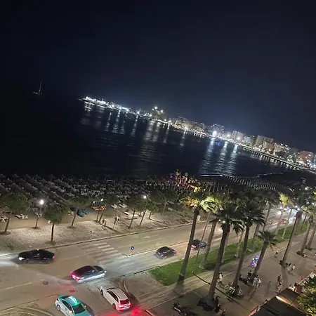 Appartement Panoramik Me Pamje Na Deti Lungomare *